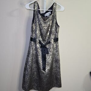 Jessica Howard Black & Gold Sheath Midi Dress Sleeveless‎ Scoop Neck Sz 12 P